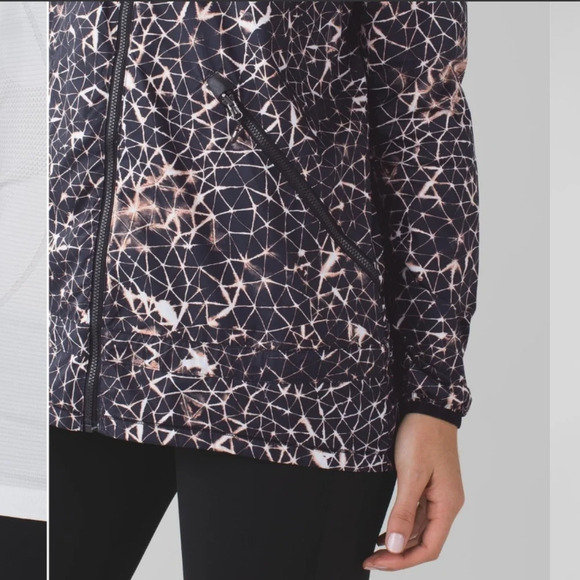 Lululemon, Miss Misty Jacket Il, Star Crushed Multi,‎ Size 8 - Picture 10 of 15